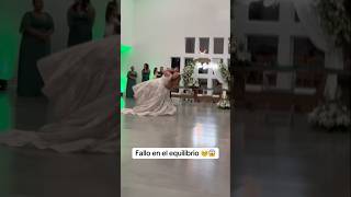 Fallo en el equilibrio#Humor #fbreels #viral #humor#mexico #fyp #latinos #comedia #comedyvideos