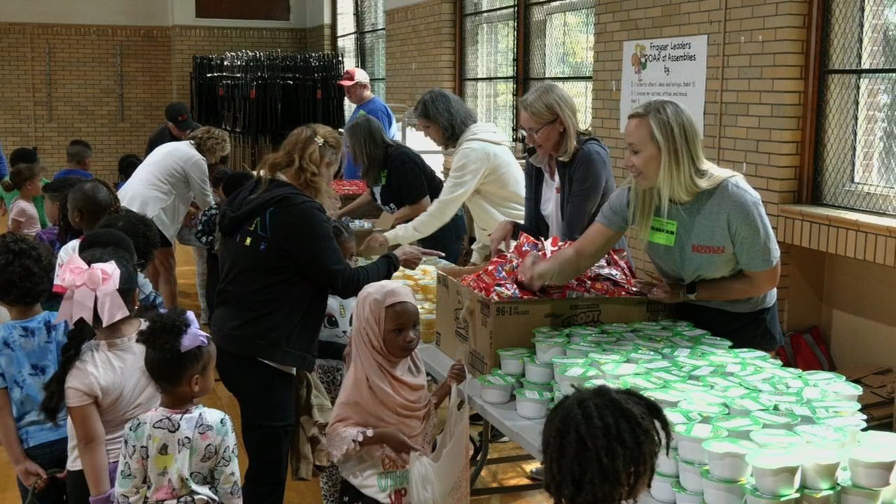 Blessings in a Backpack kicks off this year's program with packing event