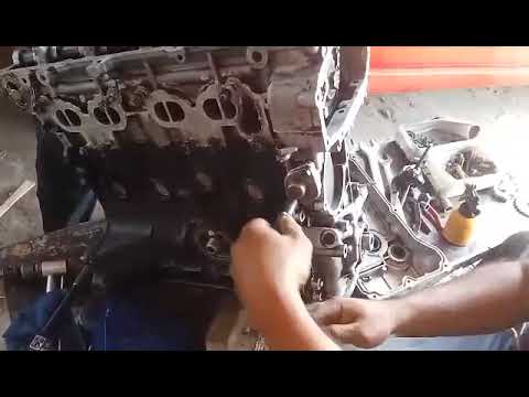 NISSAN SENTRA TIMING CHAIN GEARS SET UP (2) - YouTube