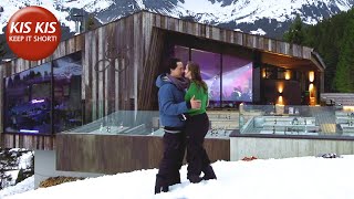 Guy Proposes to His Girlfriend on a Moutain (2019)