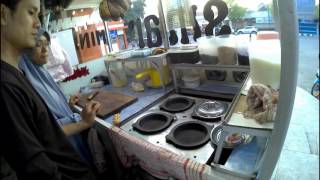 indonesia indramayu street food 003 Martabak Mini, mas saiful. mini martabak mr saiful