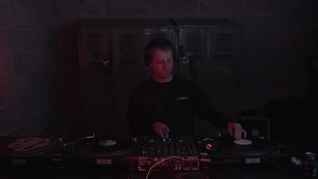 Ollie Nordh | Techno DJ Set | Jan 27.2026 | Sauna  Locker Room