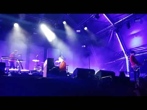 Everything Everything - NASA Is On Your Side (Somerset House, London, 11th July 2016)