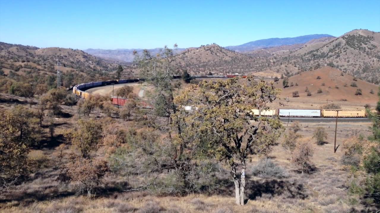 Tehachapi Loop - YouTube