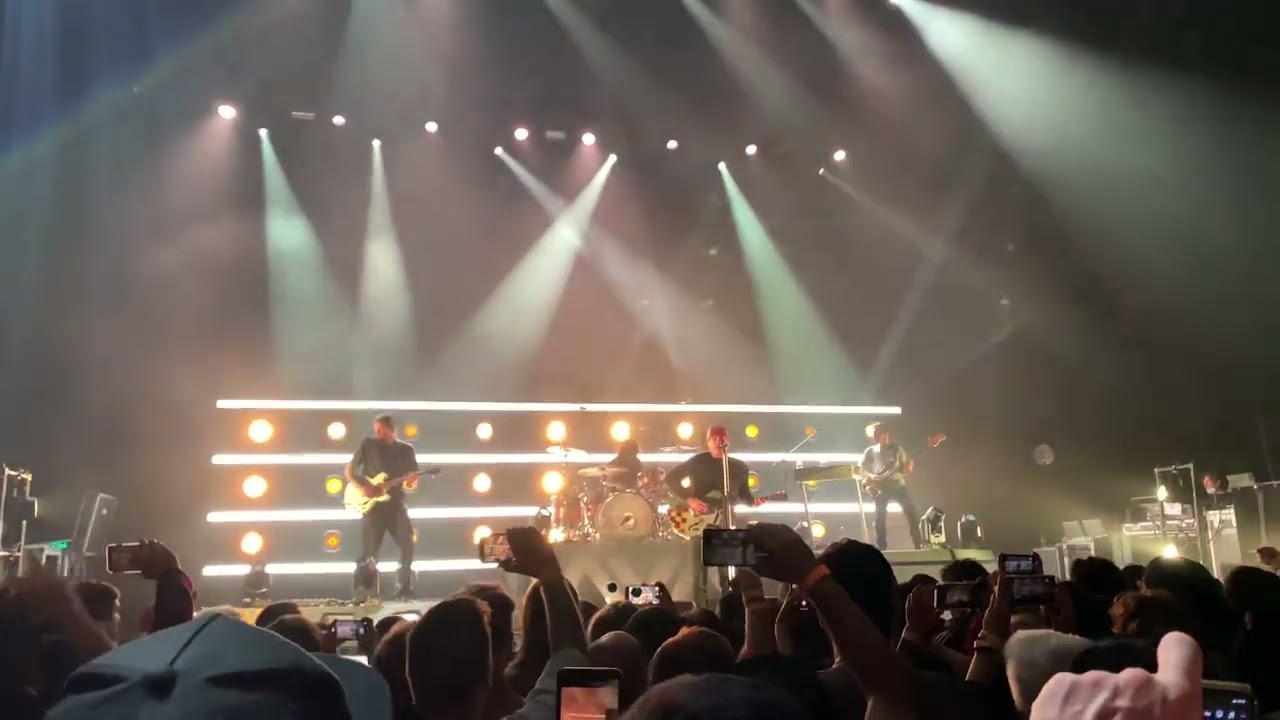 Angels & Airwaves - Message To Mark Hoppus/Rite Of Spring - Live Hammerstein Ballroom NYC 2021