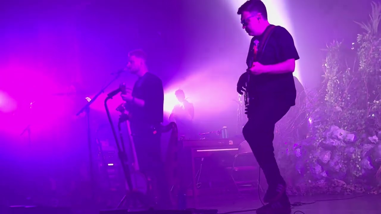 Beluga Lagoon, Pools and Tins from The Caledonian Fig Tree. Oban, Corran Halls. 1.11.25