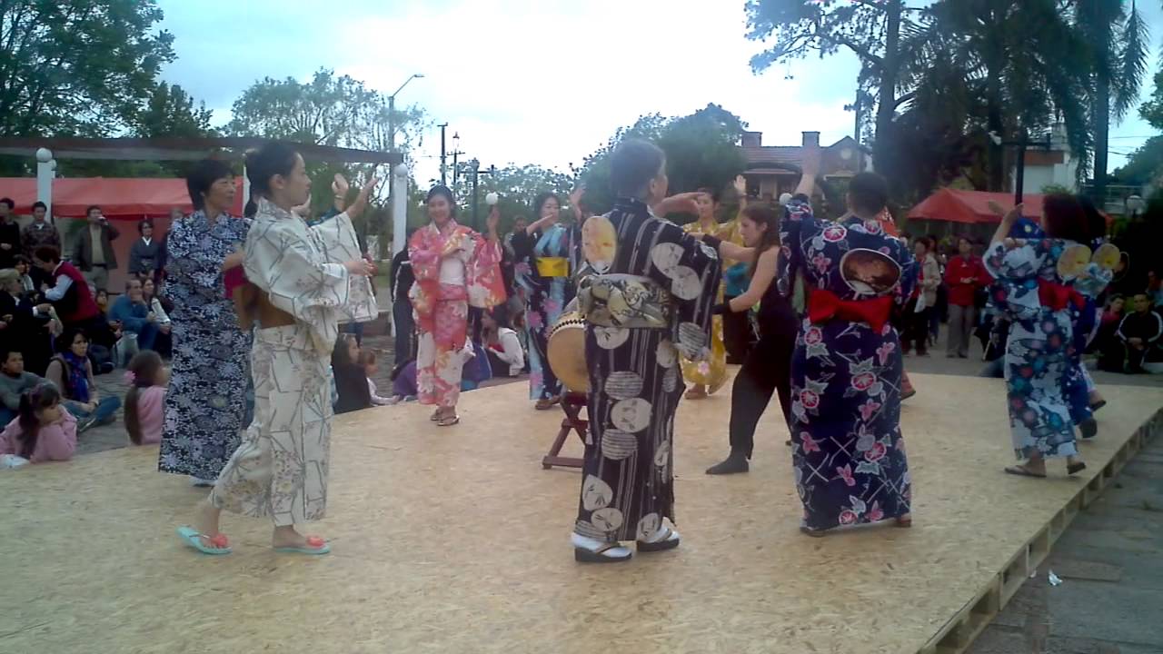 Danza Tipica Japonesa - Bon Odori 3