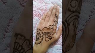 backside mehandi design 🥰 plz subscribe @HennaHavenStudio #mehandidesign #henna #easy #simple