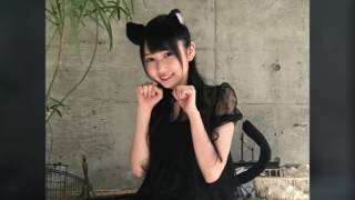 HKT48 井上由莉耶 制服＋猫＋水着コレクション｜光文社