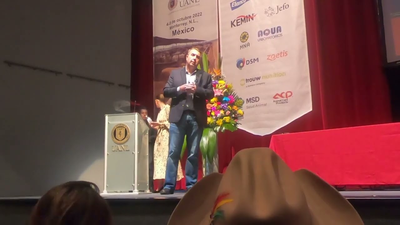 Temas presentados en el XXIII Simposio de engorda de Bovinos en Corral en Monterrey, NL.