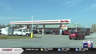 Kwik Trip workers robbed at gunpoint in Winnebago County