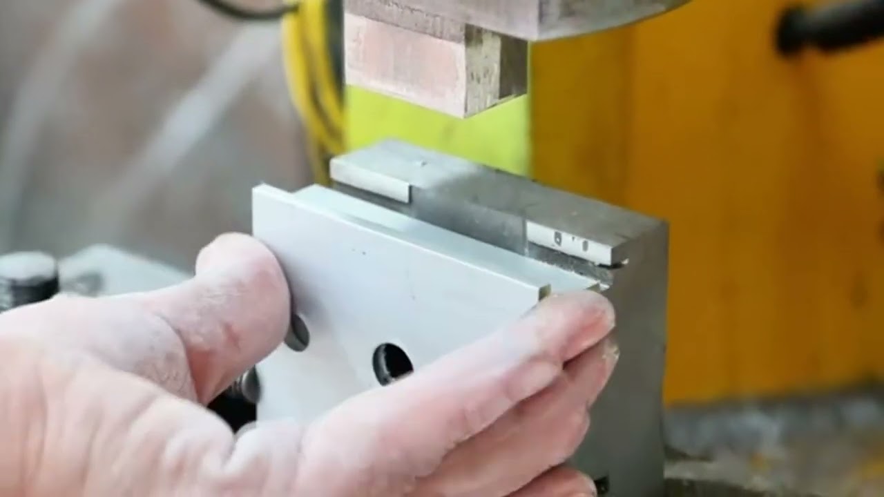 Solar Mounting System Customized Mid Panel Clamps Manufacturing Process