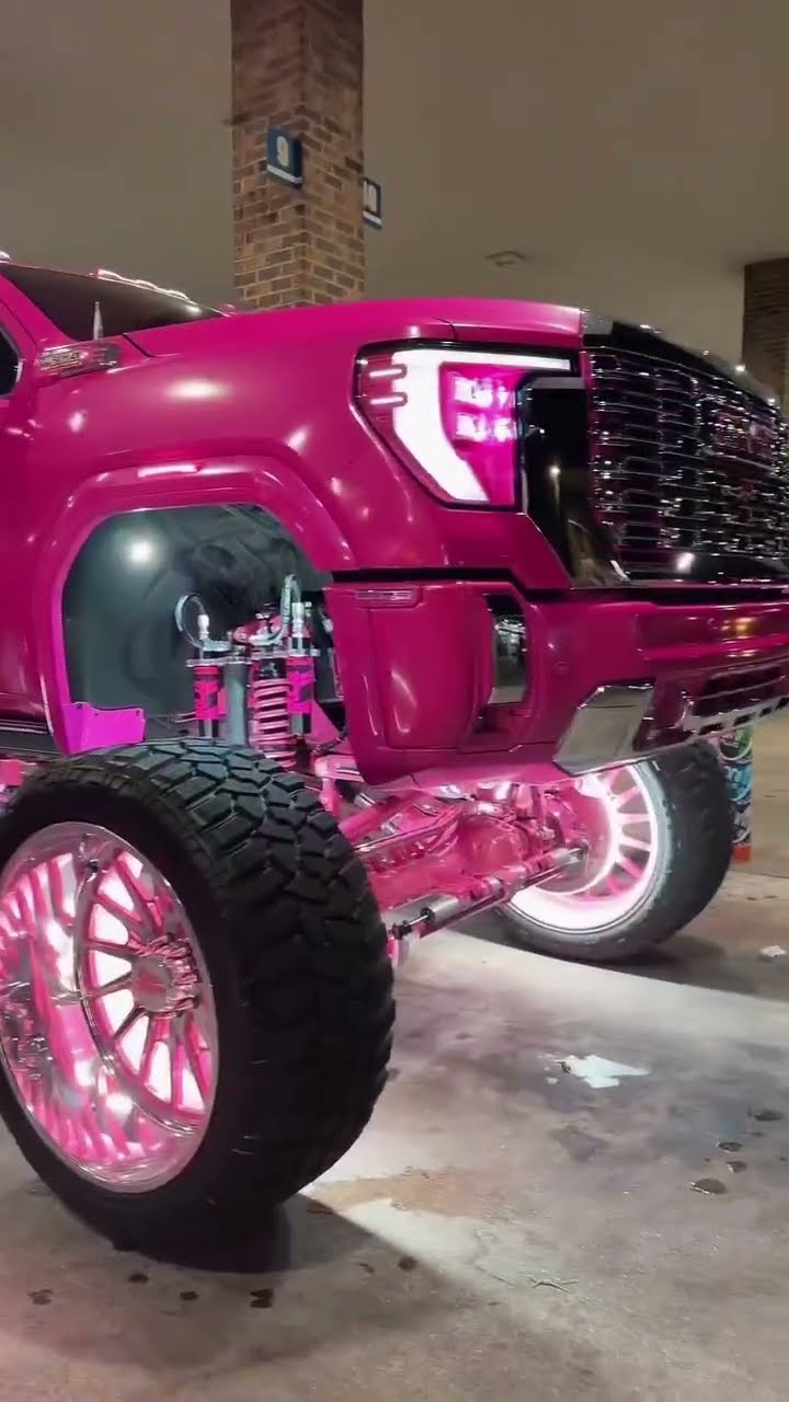 レア　newタイプ　高品質　ピンクジャスパー　スフィア　インカローズ好きにも Crazy car's in Africa 🤯#car #trendingshorts #drive - YouTube