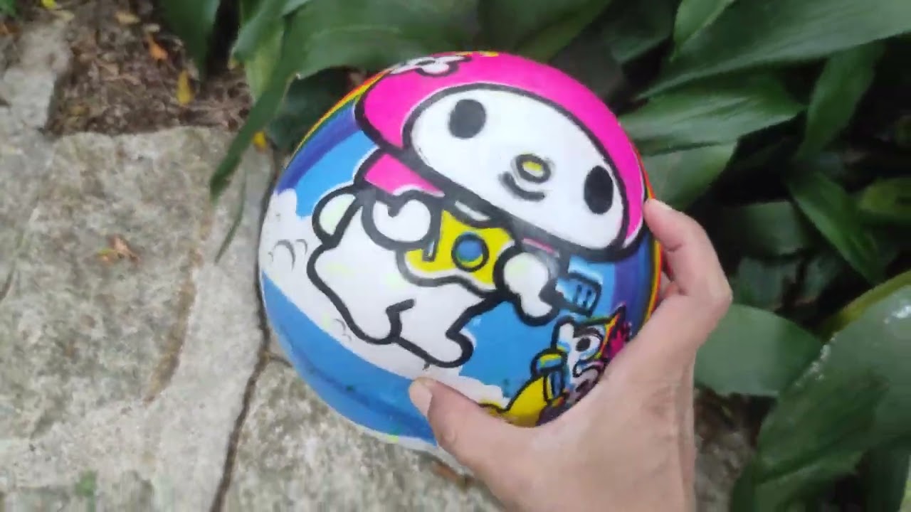 Waw.. serunya mencari macam macam bola