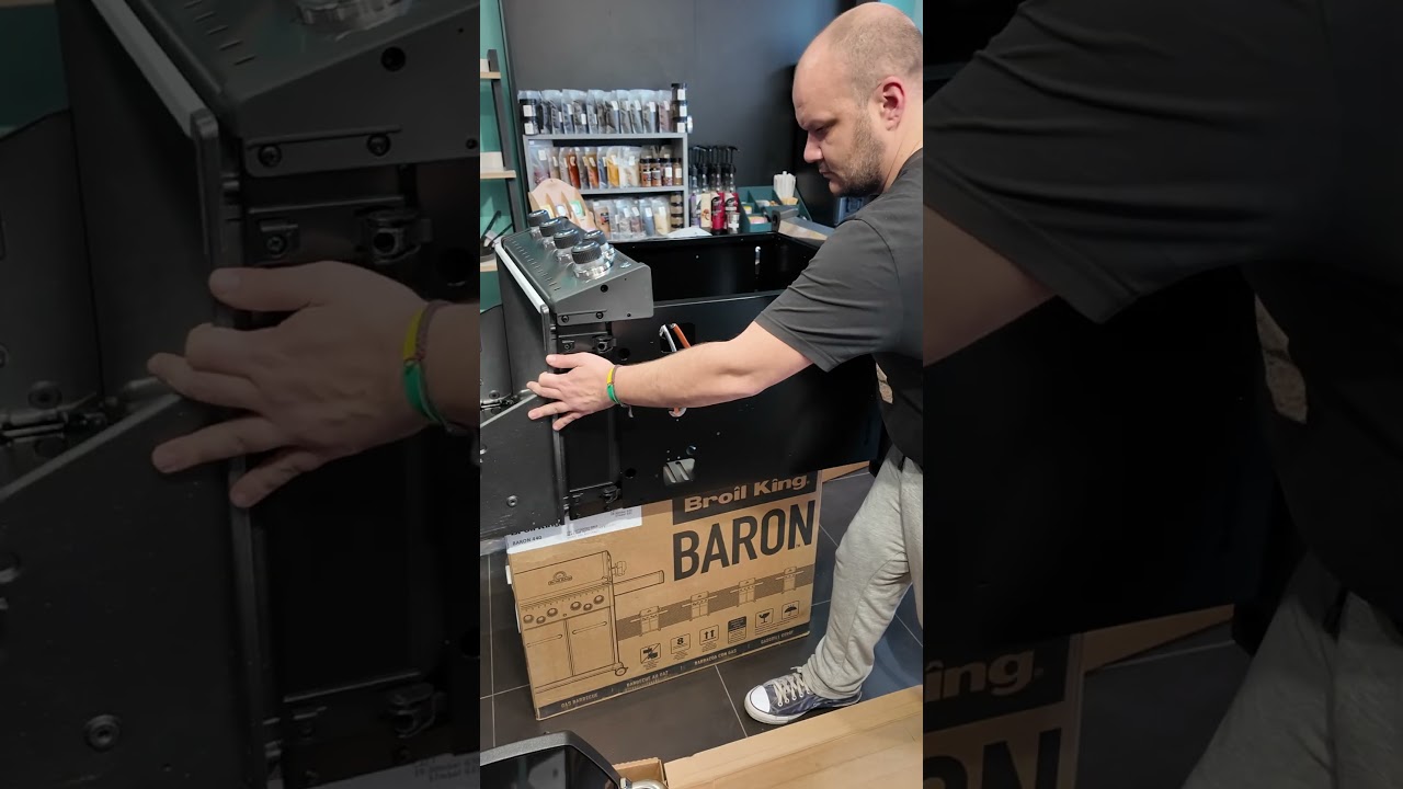 Газовий гриль Broil King Baron 440. 