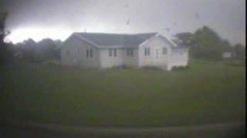 Video shows tornado destroying house