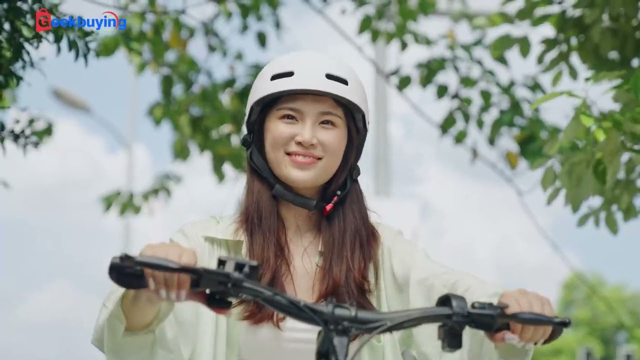 video Kukirin C1 Pro Electric Scooter