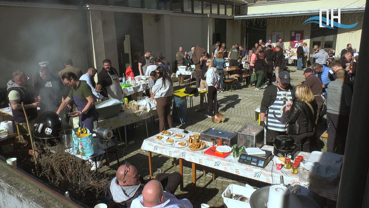 I. Hagyományteremtő kolbászkészítő és kóstoló Kismaroson