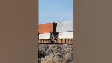 BNSF 4279 WESTBOUND PORT & DOMESTIC STACKS MP 10.8 CAJON SUB
