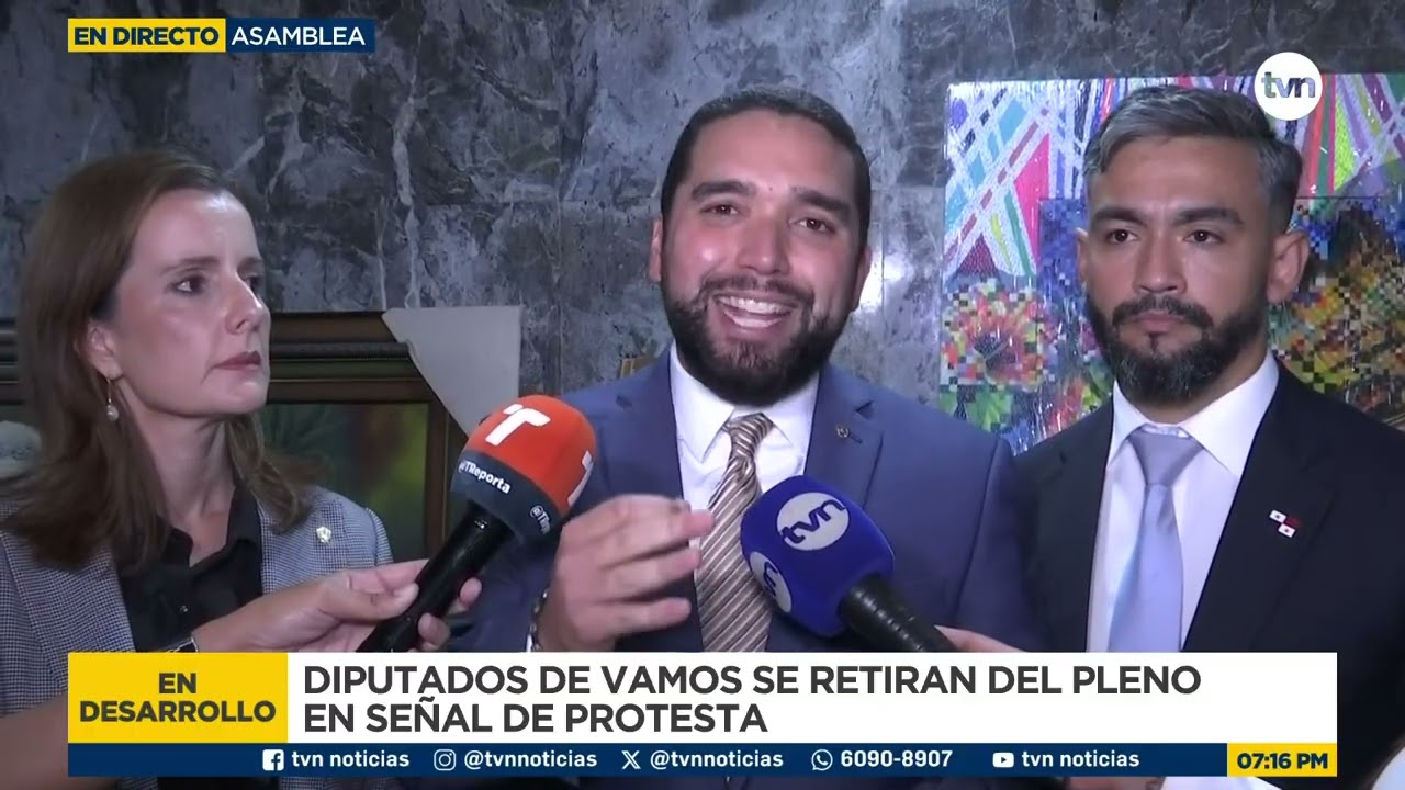 Diputados de Vamos se retiran del pleno de la Asamblea en señal de protesta