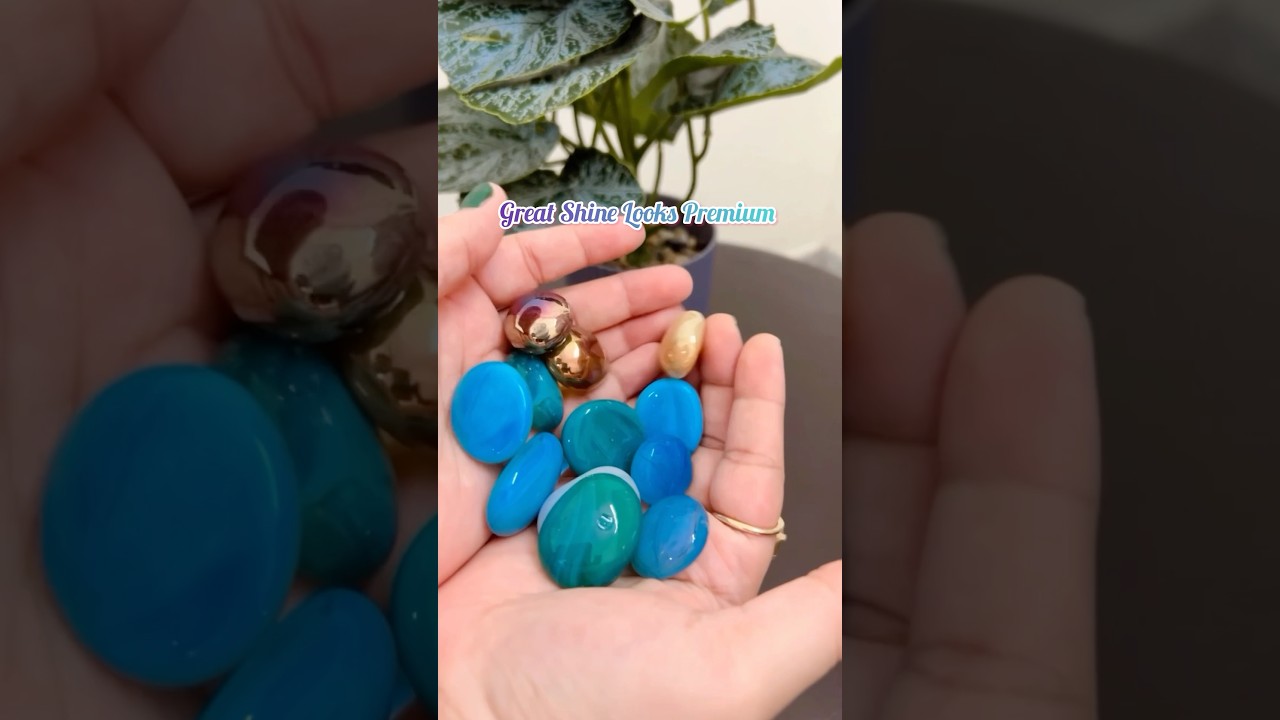 White & Multicolor 💙🤍 Pebbles (Stones) from Meesho 