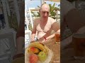 вахтовик впервые увидел море👍