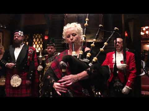 Video: Čo Je Burns Night? Oslava škótskej Poézie, Haggisa A Whisky
