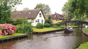 Ngôi Làng Cổ Tích Đẹp Như Mơ - Không Xe Ô Tô - Phương Tiện Chính là Thuyền  || Giethoorn Hà Lan