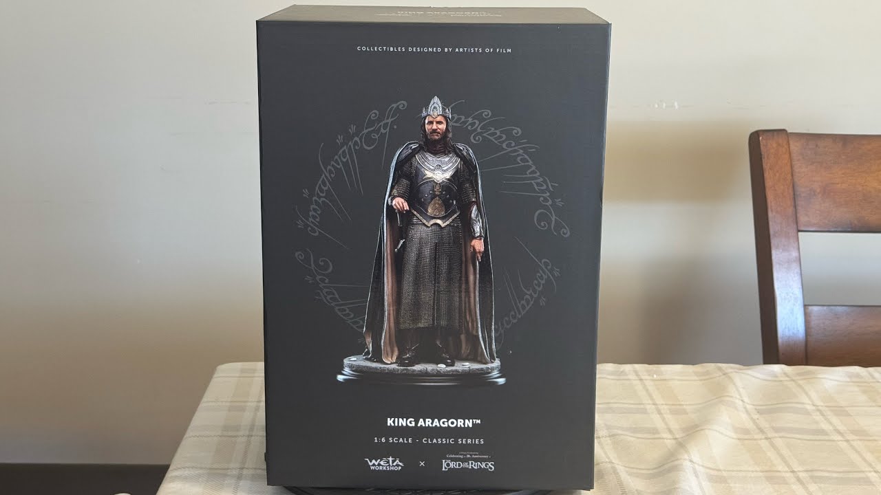 Распаковка и обзор классического сериала «Король Арагорн» от Weta Workshop.
