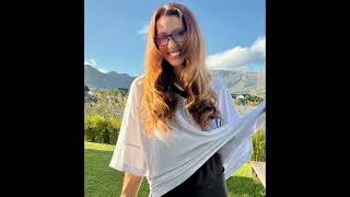 Shannon Elizabeth's OnlyFans: A Peek Behind the Curtain