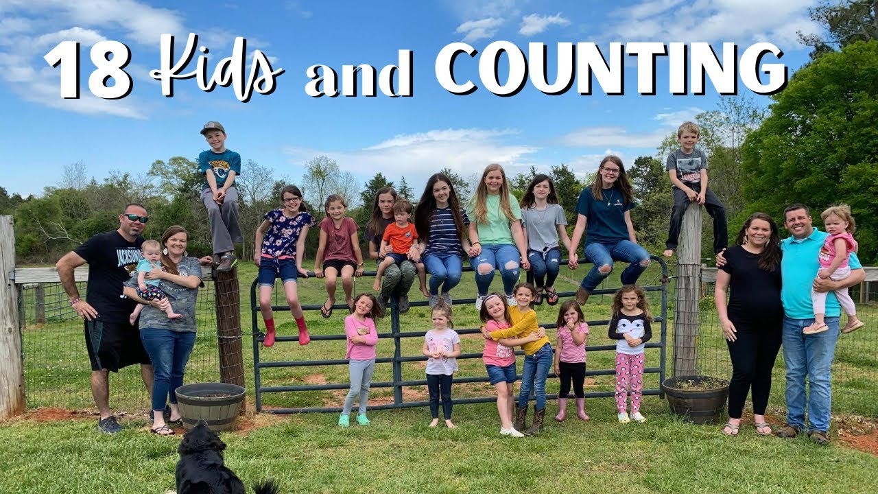 Large Family Vlog 18 Kids and Counting Hanging out with Abiding