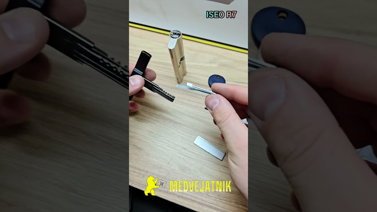 Iseo R7 Magic key +380933008410 WhatsApp