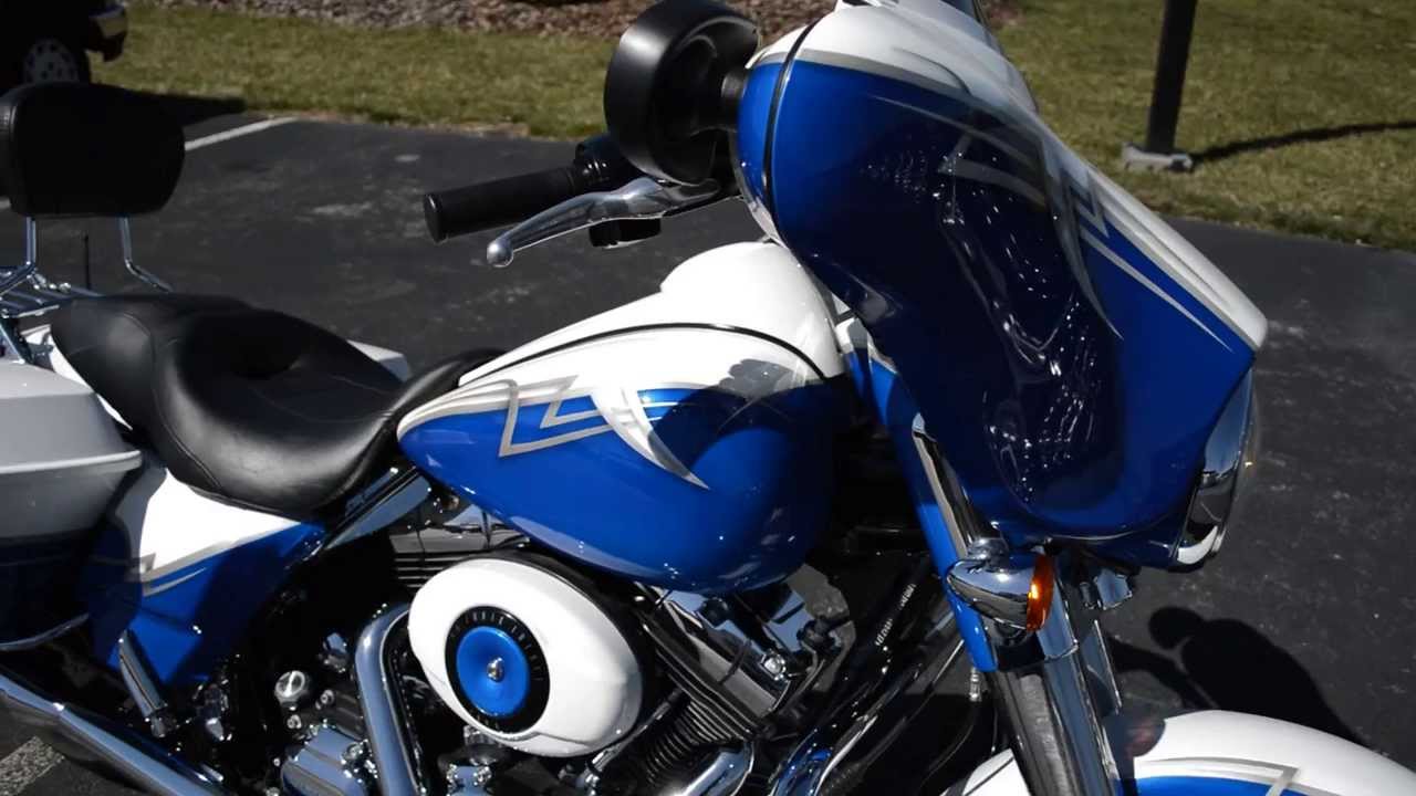 SOLD 2009 Harley  Davidson  FLHX Street Glide Custom Paint 