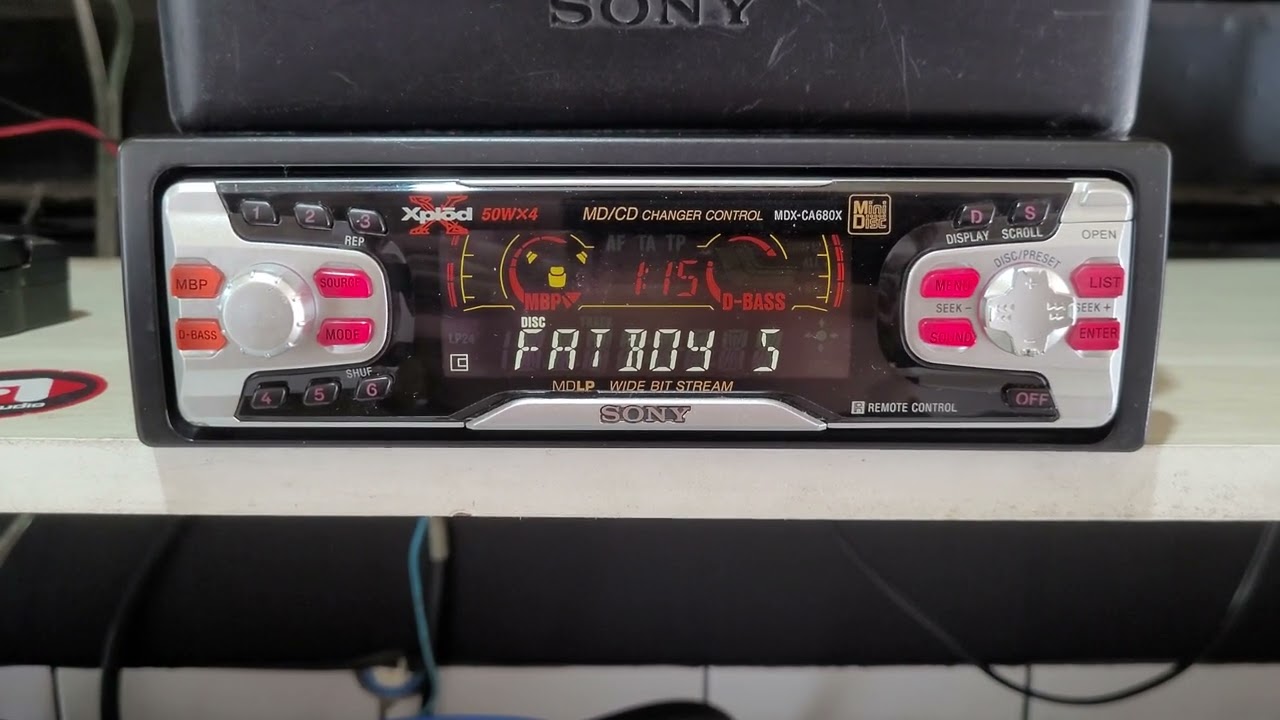 Sony MDX-CA680X + Audio Art 70.2 - YouTube