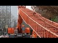 Soeren66 - Mobilkran LIEBHERR LTM 1250/1 hebt eine Klimaanlage auf einen Neubau