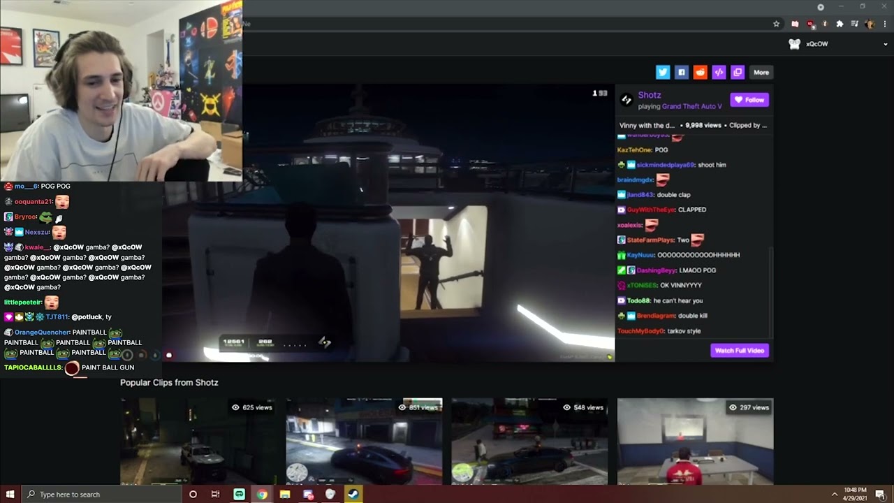 xQc responds to a video of Vinny performing a double kill in God Mode while keeping a clean score