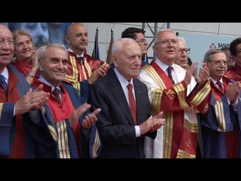 Başkent Üni. Enstitüler ve Yükseklisans Öğrencileri Diplomalarını Aldı
