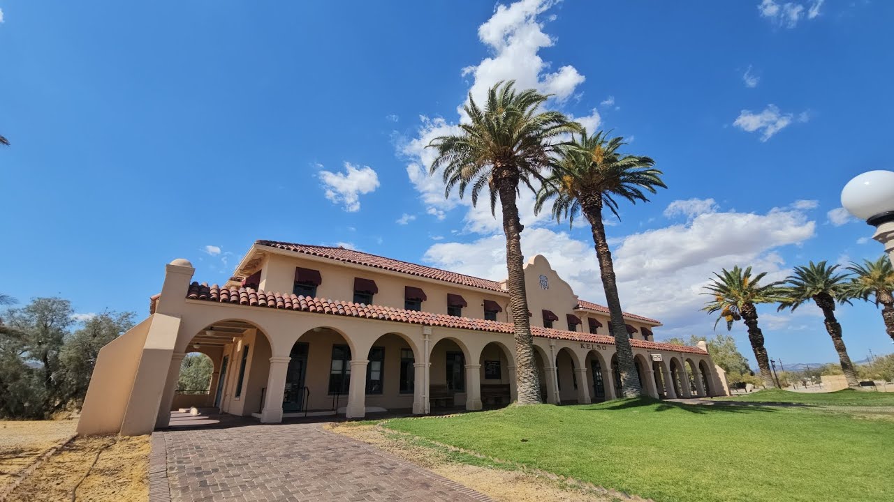 1923 KELSO DEPOT! A DESERT OASIS in CALIFORNIA! TRAVEL & Thrift with me!