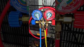 Single Door Fridge Gas Charjing 👨‍🔧 || Zeeshan ❗👍 #refrigerator #technician #shortsfeed #repair