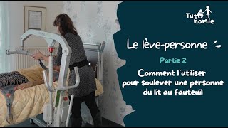 Comment utiliser un lève malade pour soulever une personne du lit au fauteuil - Tutoriel