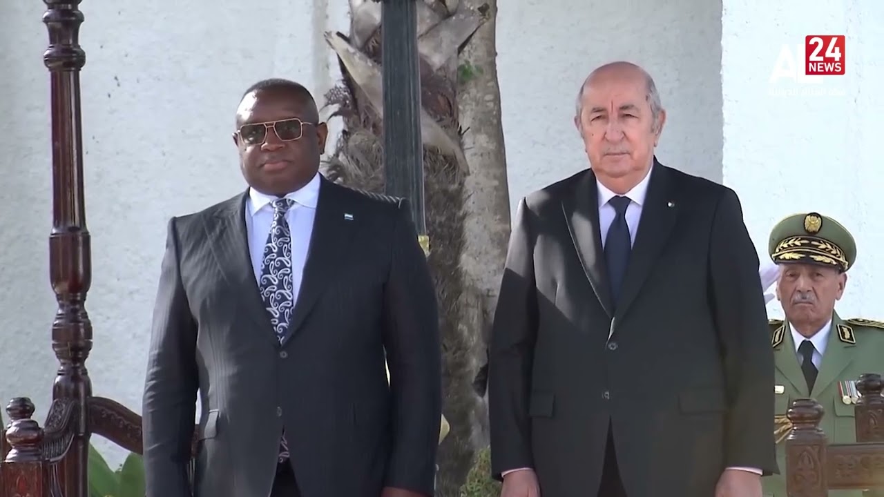 مراسم استقبال الرئيس الجزائري عبد المجيد تبون لرئيس جمهورية سيراليون جوليوس مادا بيو