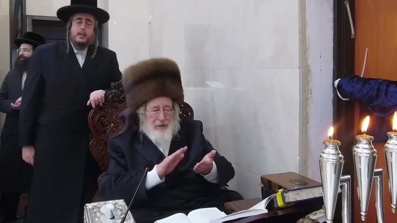 טיש ועריכת השולחן