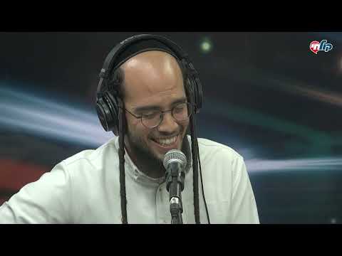 אסף הרוש בראיון ובמופע אולפן אקוסטי | מוצ"ש חי עם מנחם טוקר