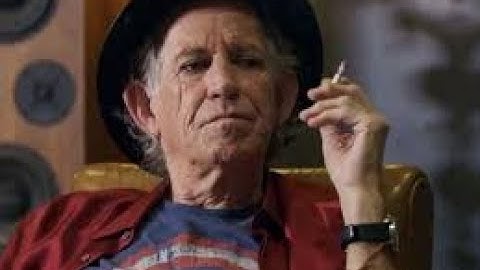 Rolling Stones, Keith Richards Discusses Being a Songwriter and Performs “Before They Make Me Run”