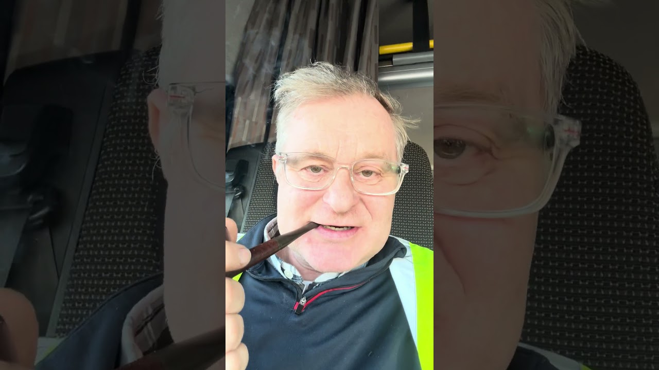 Работа водопровода возобновилась в обычном режиме… Моя труба у меня! 