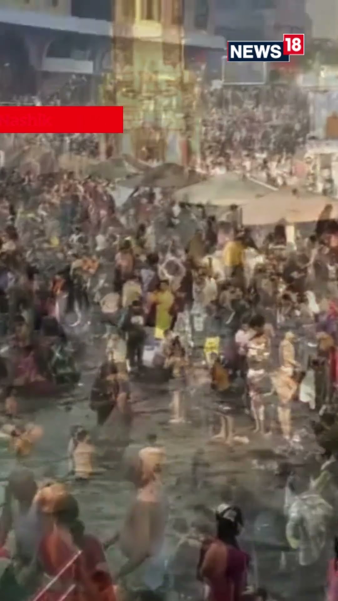 On Maha Shivratri, Devotees Offer Special Prayers And Take A Holy Dip At Har Ki Pauri | N18S