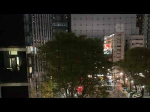 はたらく車24H がライブ配信中！