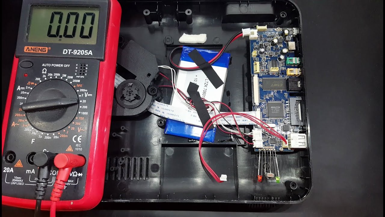 Réparation: Dépannage d'un lecteur DVD qui ne s'allume plus. DVD player repair.