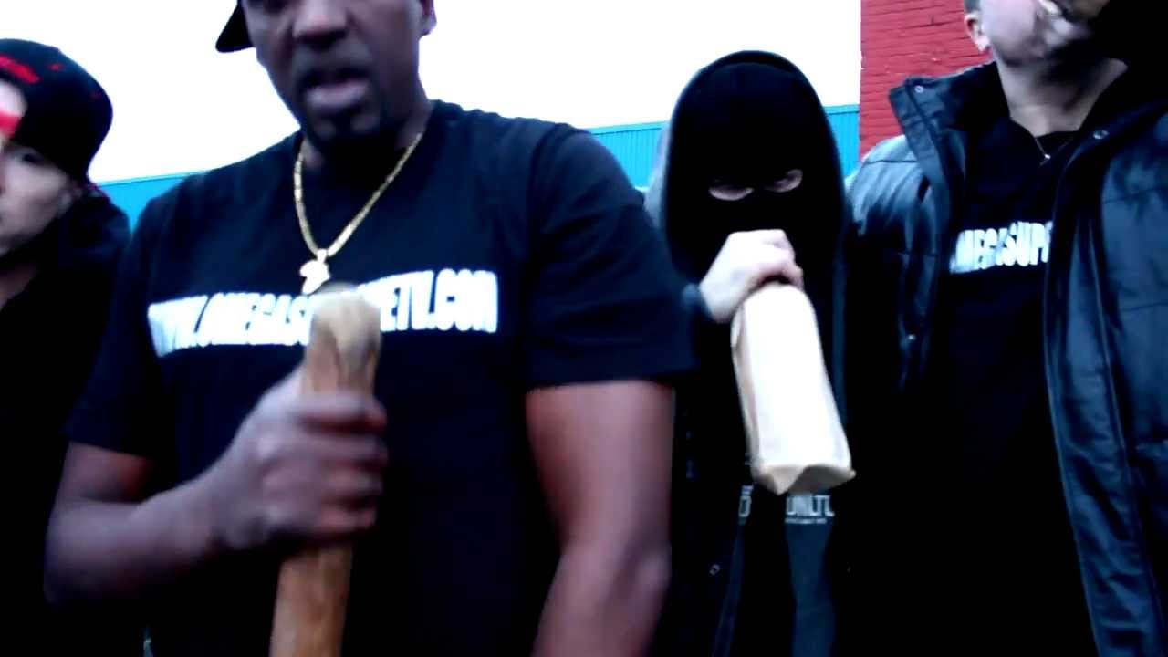 We roll Deep ( Chucky Ft Omega Supreme )