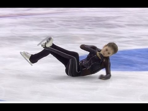 Юлия Липницкая Травма ноги на Кубке Ростелеком 2016